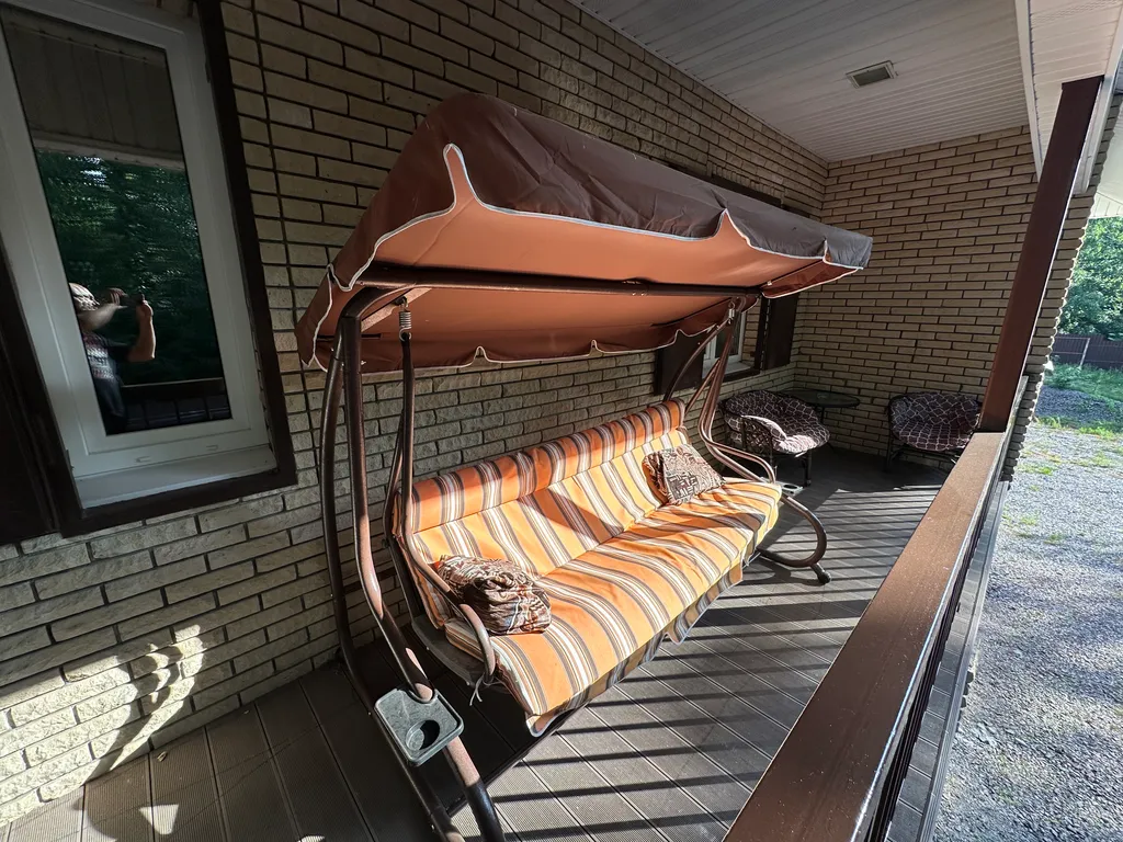 Коттедж 200м2 среди трех озер