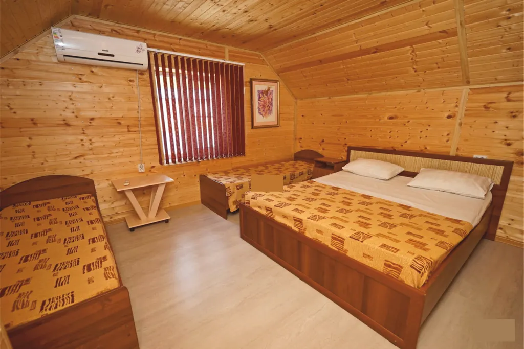 Квартира Четырёх местный номер на втором этаже — аренда посуточно в Джубга