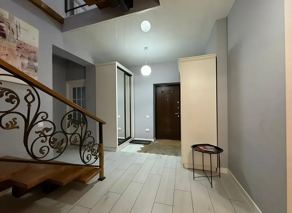 5-комнатный Дом