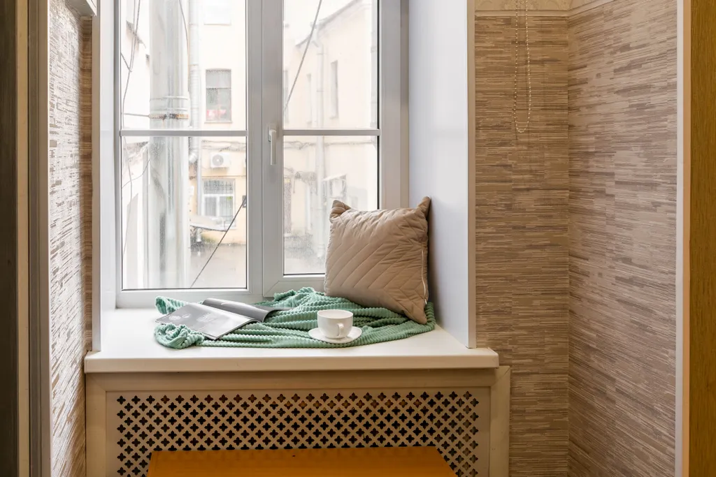 Рядом Невский, торговые центры, метро