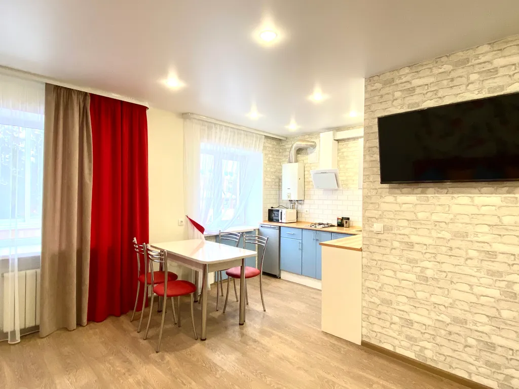 Современная 2-комнатная квартира рядом с достопримечательностями