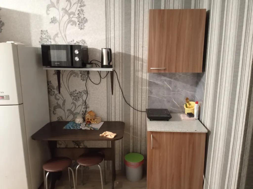 Уютная комната с балконом октябрьский район