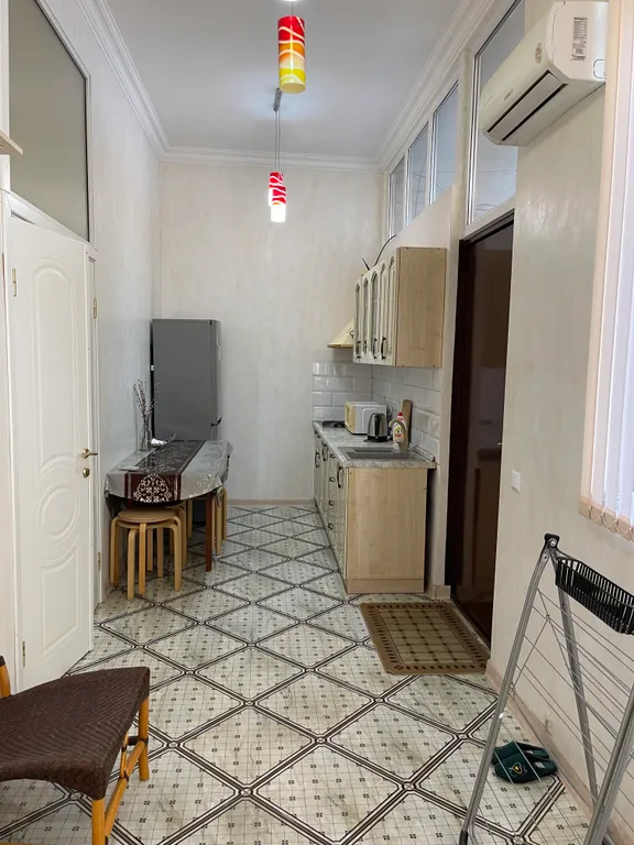 Апартаменты в центре Сухума. До пляжа идти 3 минуты