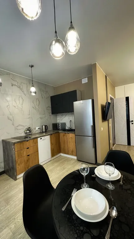 Евро двушка возле G-Drive арены (левый берег)