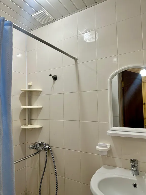 Коттедж Домик с парковкой — Анапа