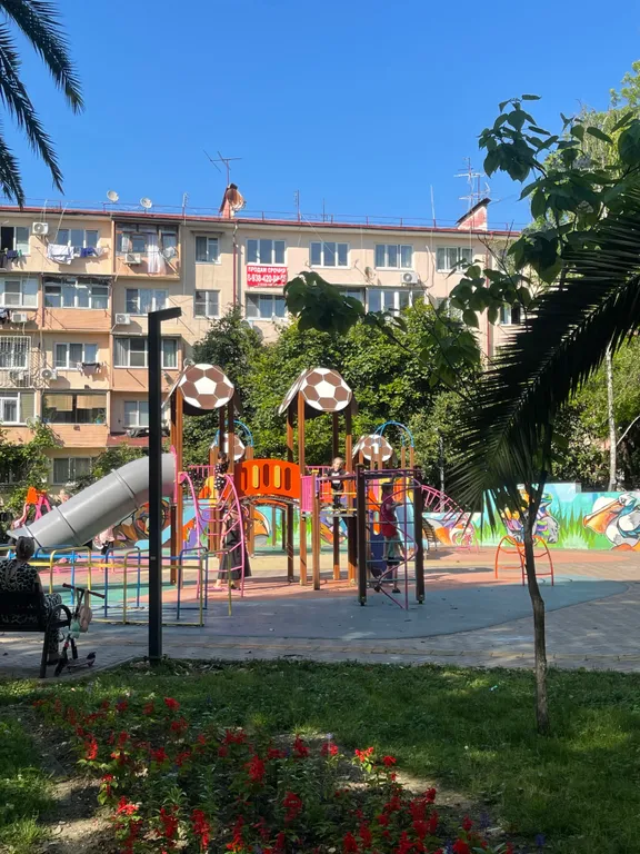 Квартира для транзита и отдыха вблизи от аэропорта и моря, с гарантией безопасности