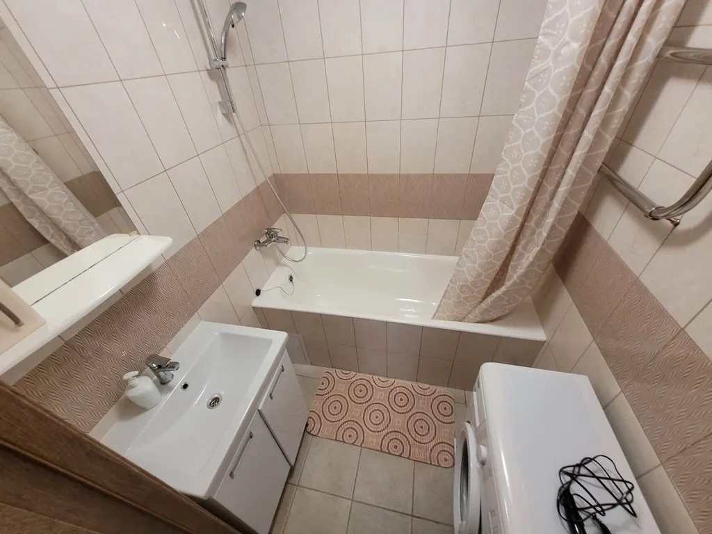 Двушка с видом на храм