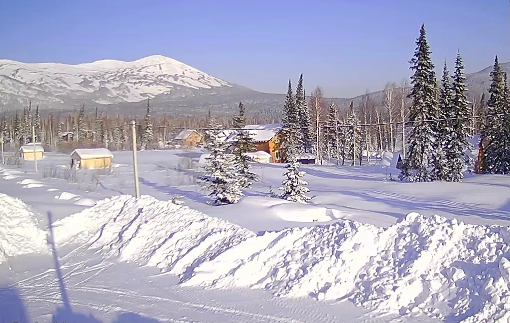 Коттедж Уютный A-frame дом с видом на горы — Шерегеш