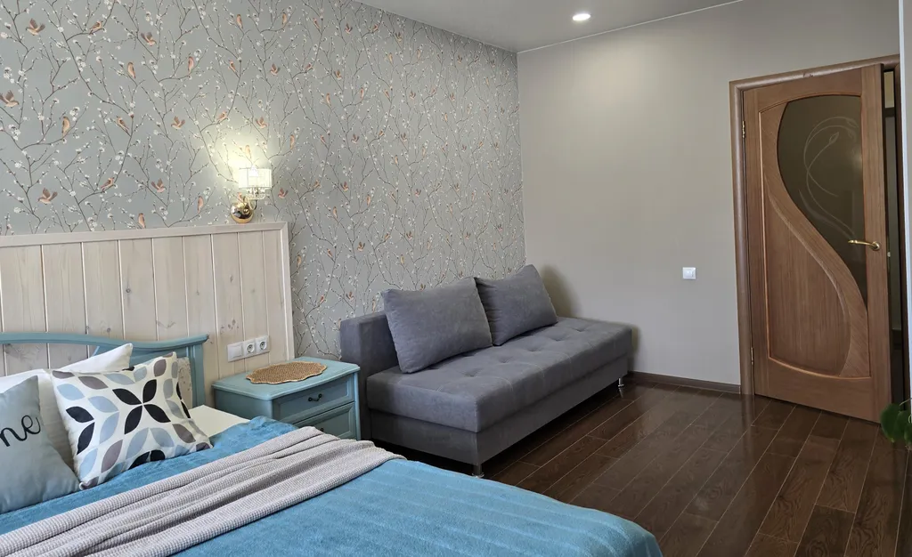 Евродвушка рядом с МТЛ Ареной, панорамный вид на Волгу