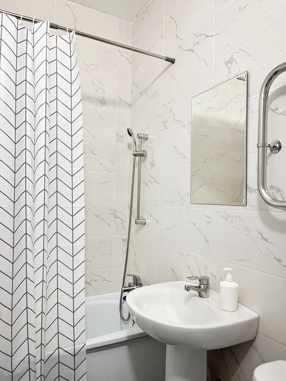 Квартира Квартира Уютная студия в спальном районе — Красноярск