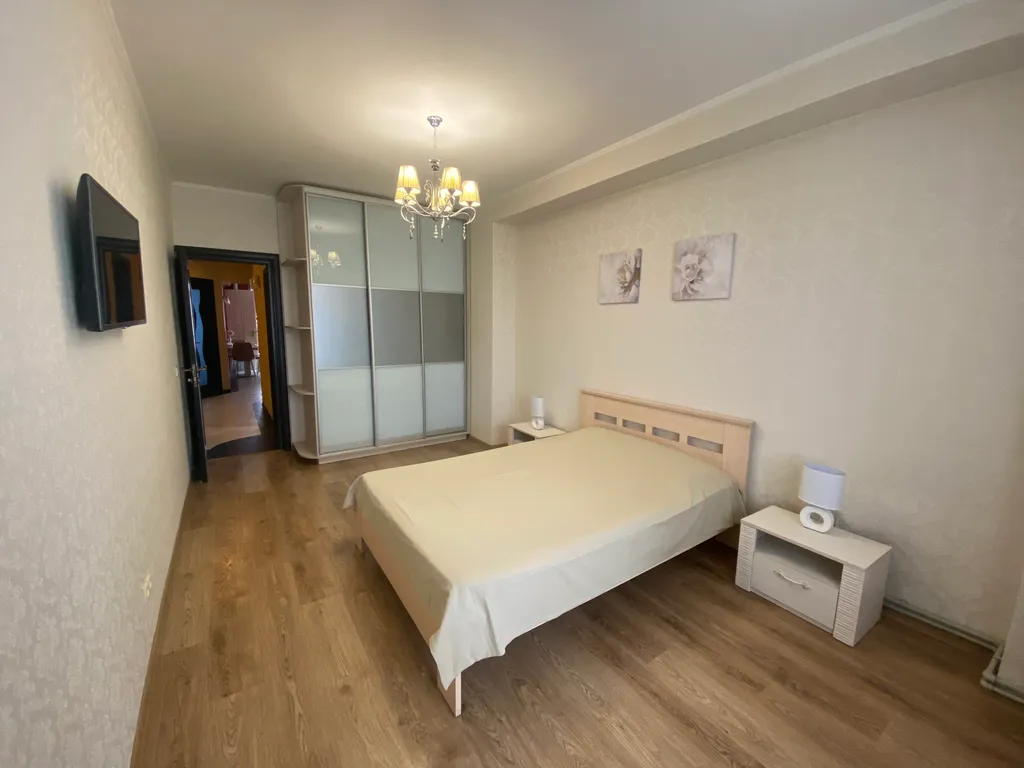 Квартира Просторная 2-х комнатная квартира (центр) — Севастополь