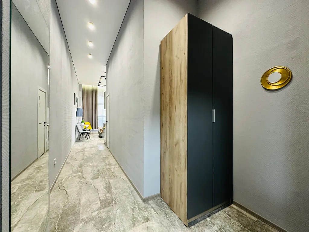 Loft Sky Smart Studio