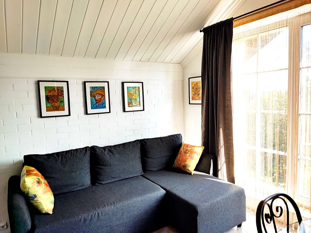 Двухкомнатный апартамент с видом на сад и внутренний дворик