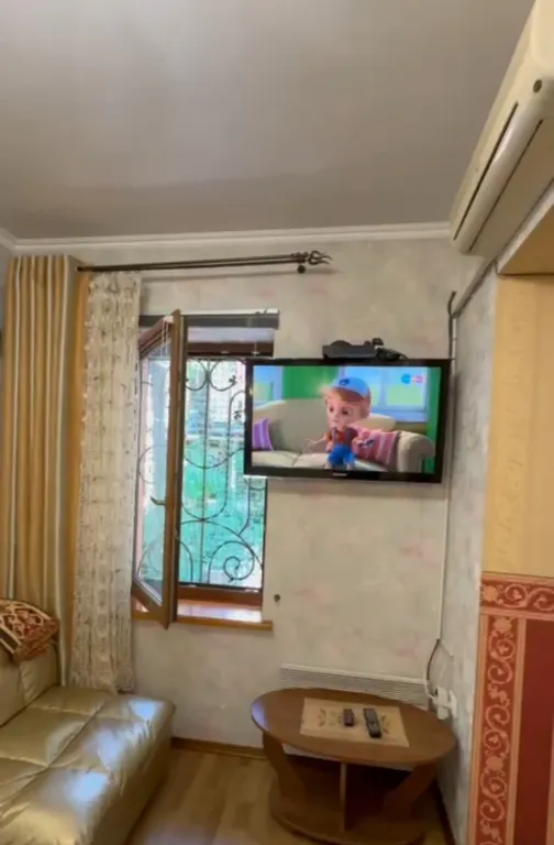 Коттедж Квартира в центре набережной у моря, в отдельно стоящем доме — Ялта