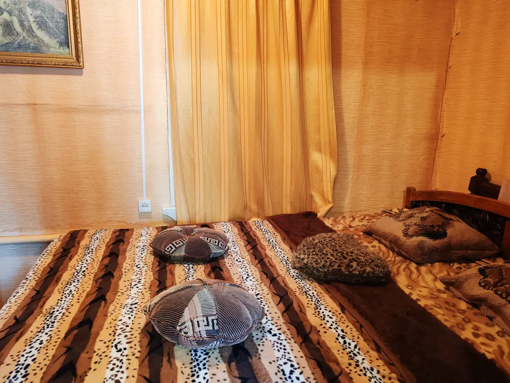 Уютный домик в тихом месте, рядом с рекой и озером