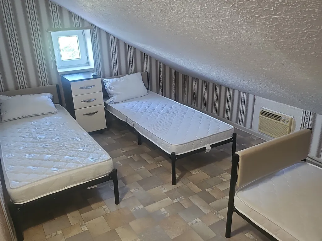 Квартира Трёхместный номер. — аренда посуточно в Голубицкая