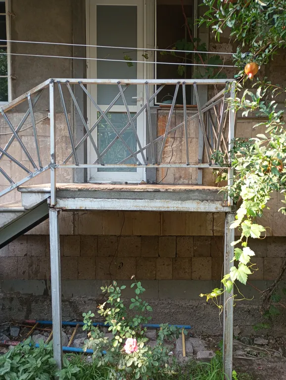 В центре Еревана с собственном двориком