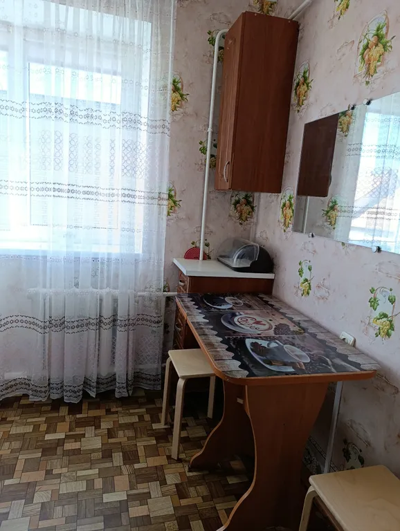 Светлая, уютная, благоустроенная квартира в центре города с балконом