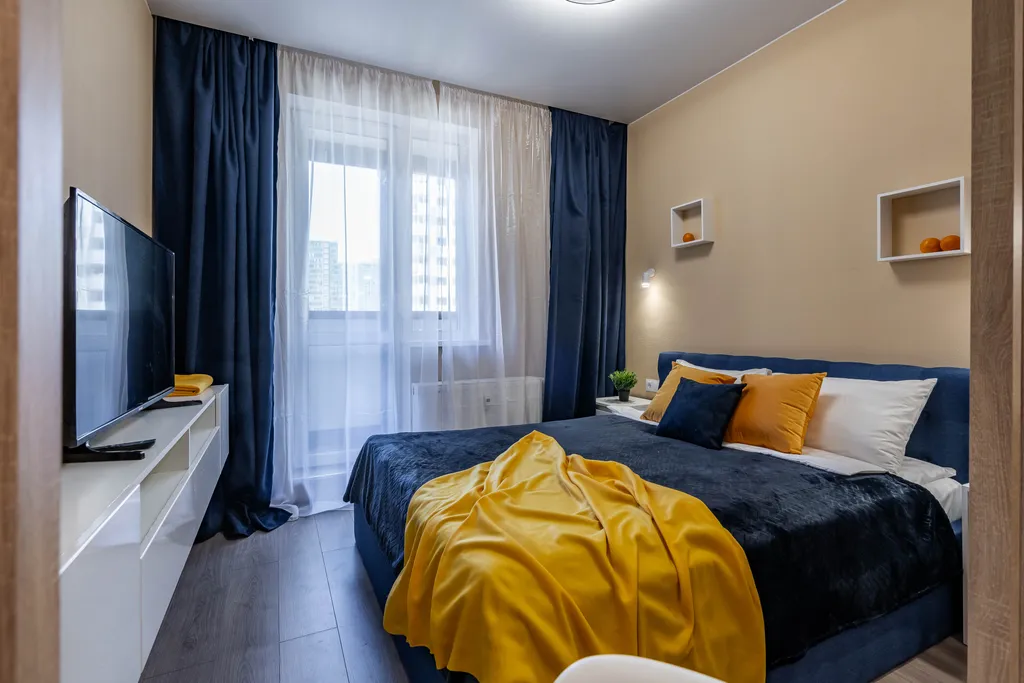 Квартира-студия апельсин — аренда посуточно в Мурино