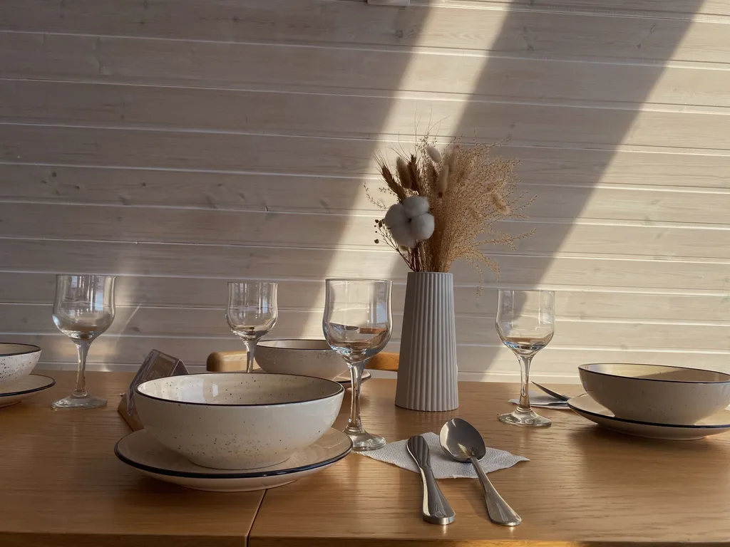 Загородный дом с чаном и панорамным видом на озеро