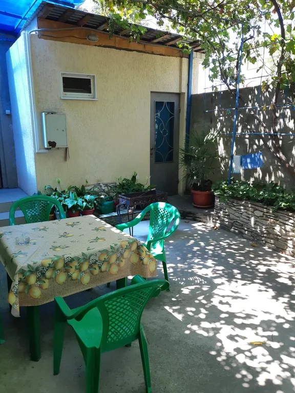 Частный дом на лето с парковкой в центре старой части города