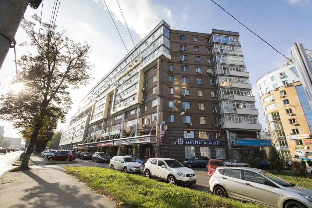 Квартира 3-комнатная квартира в центре у ТЦ Небо, с видом на парк, метро Горьковское — Нижний Новгород