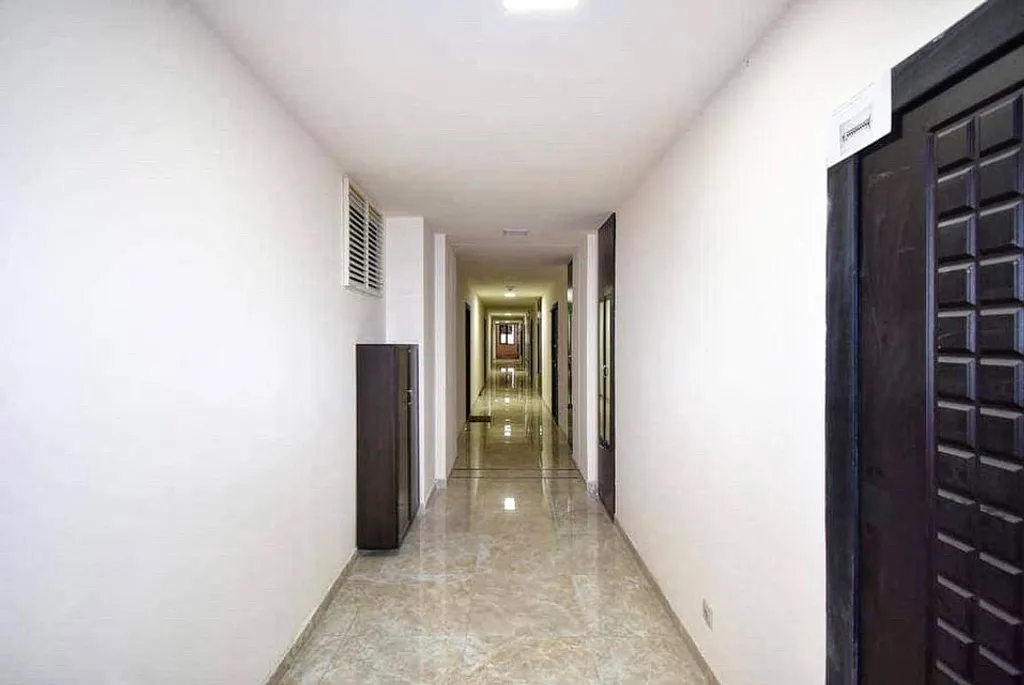 City central apartment Wood room