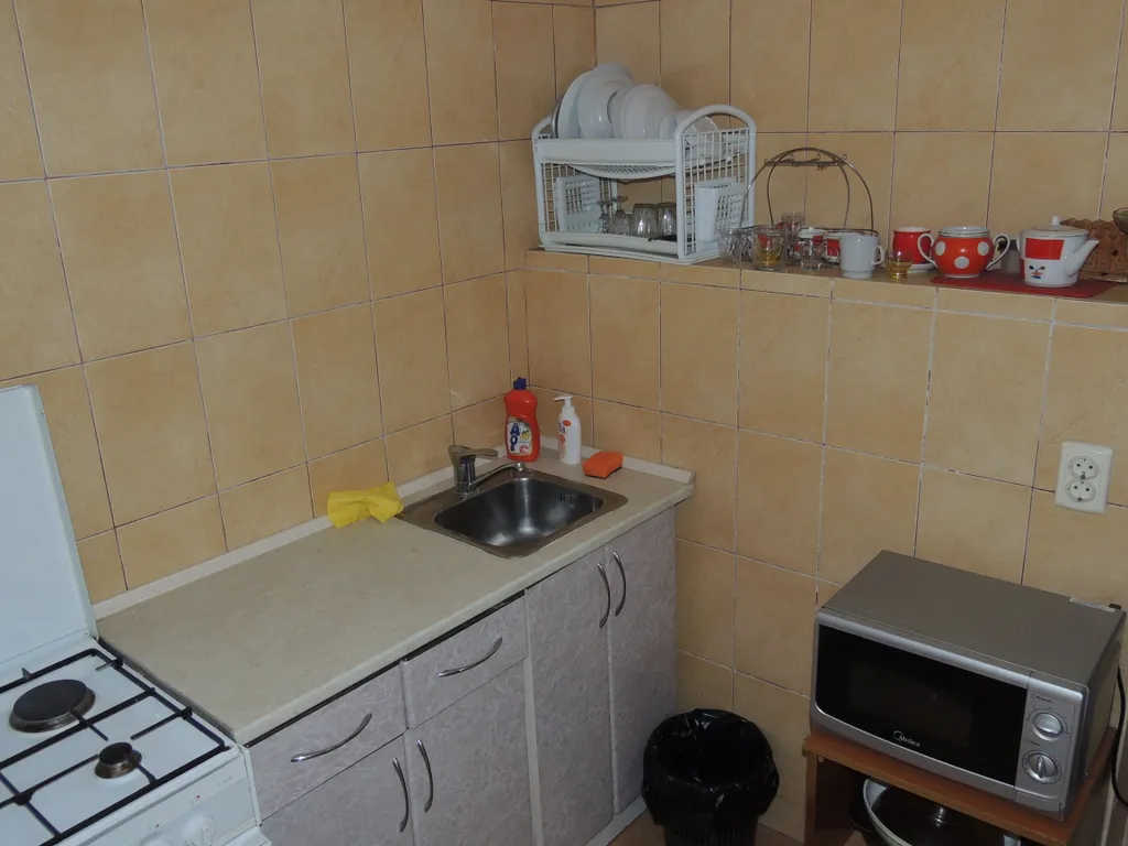 Студия в домике с беседкой