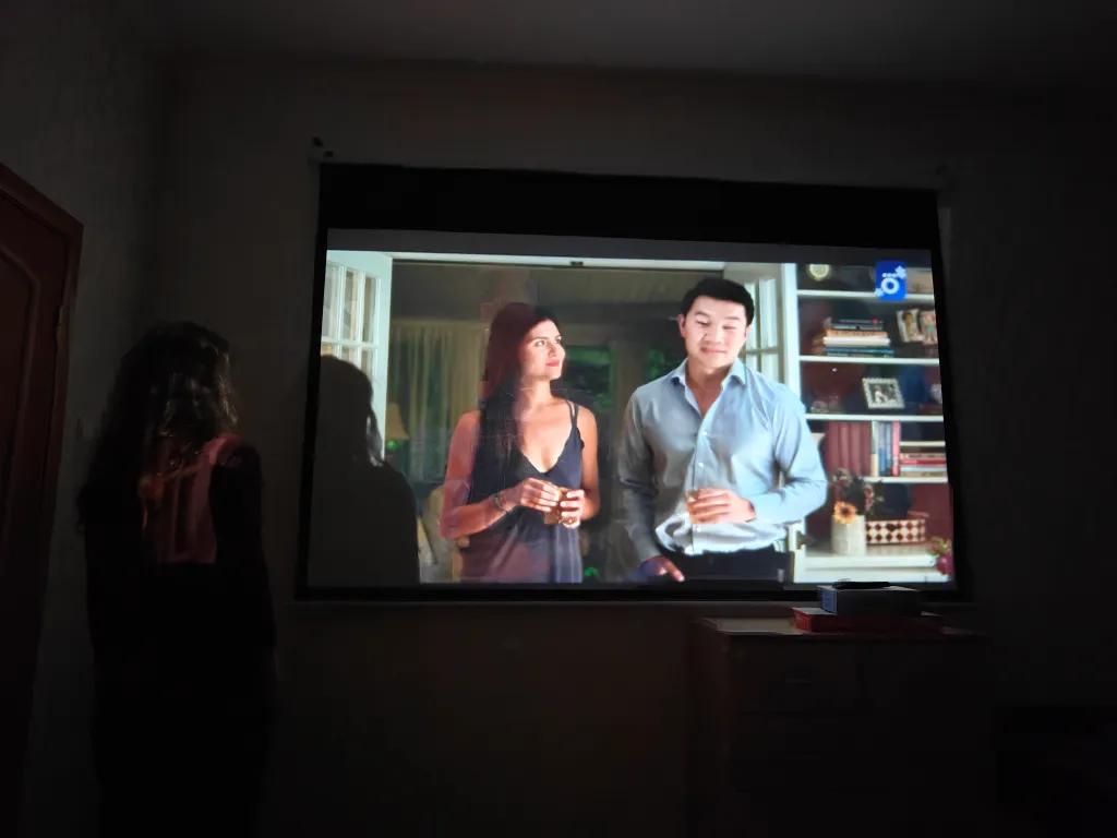 Евротрешка с подземной парковкой близко к центру