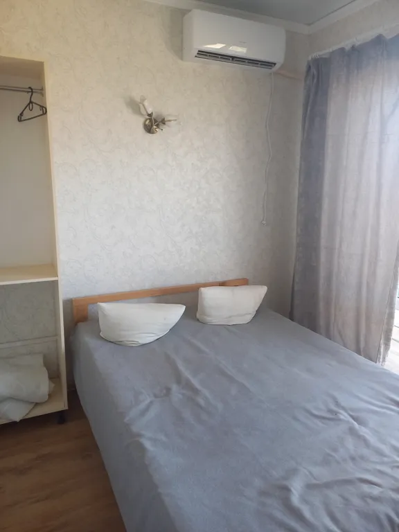 Квартира Комната — аренда посуточно в Штормовое