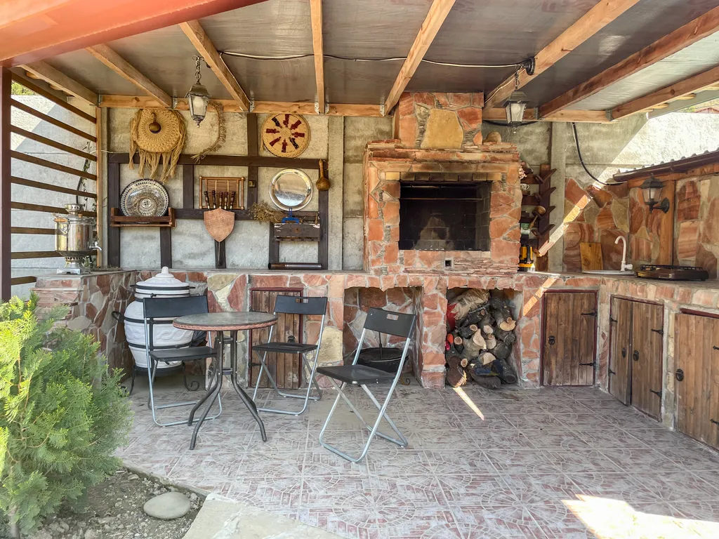 Уютный дом недалеко от моря