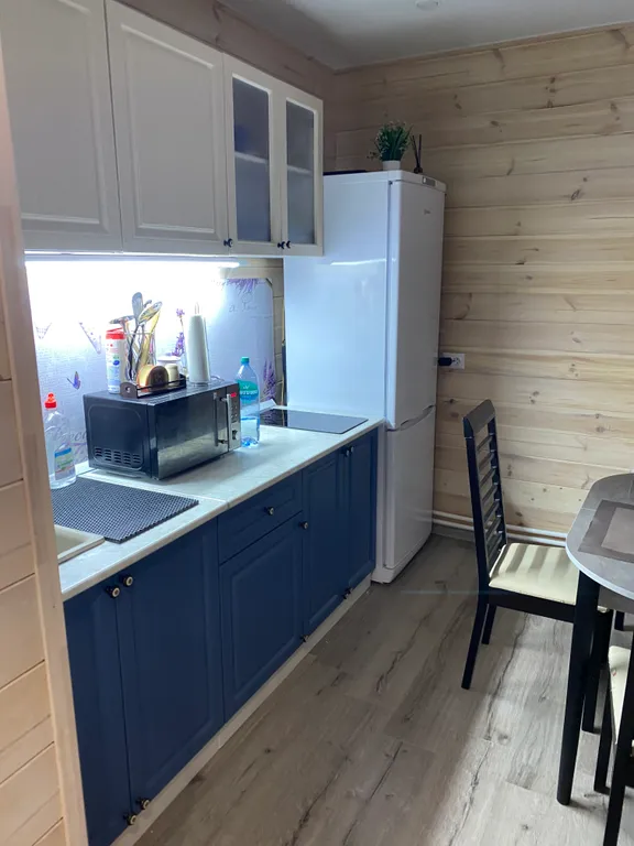 Уютный дом с прекрасным садом, лесом и рекой