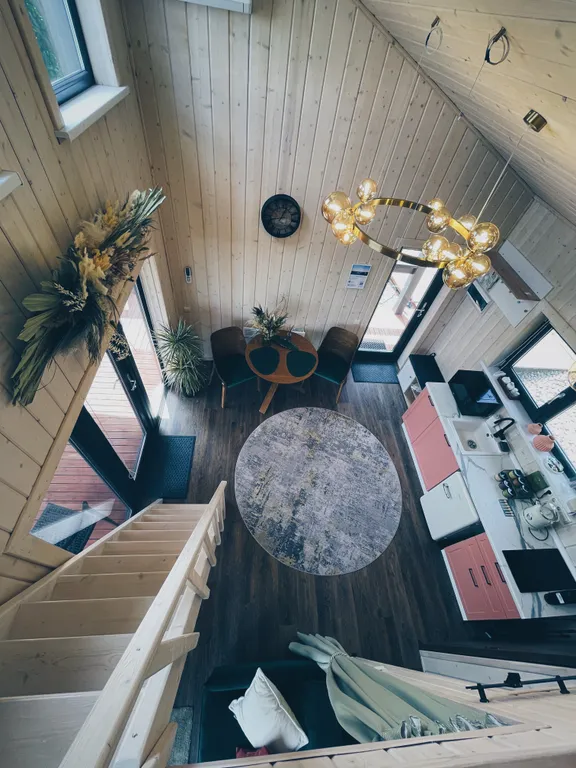 Коттедж с увеличенной террасой