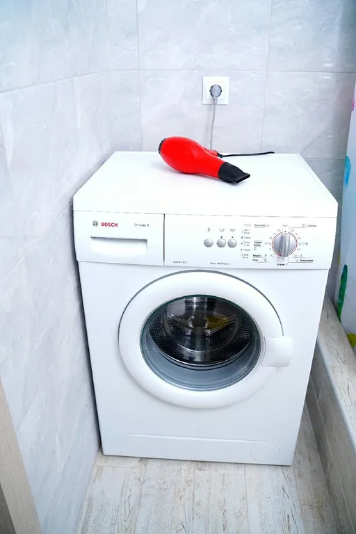 Уютная квартира-студия с диванчиком у торгового центра Вавилон