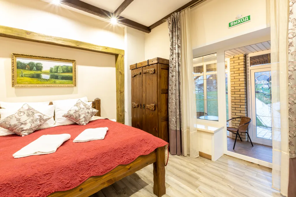 Двухкомнатный люкс с собственной верандой и своим  отдельным выходом