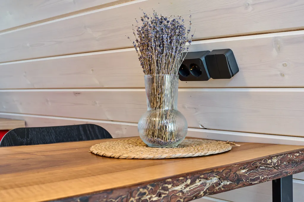 Уютная А-фрэйм хижина в горах Адыгеи