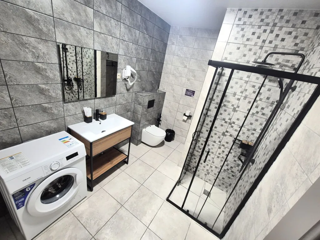 Современная студия в 10 минутах ходьбы от вокзалов