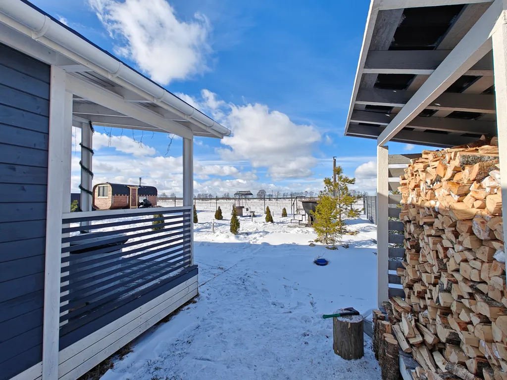 Уютный домик недалеко от города