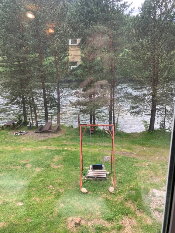 Коттедж на берегу реки