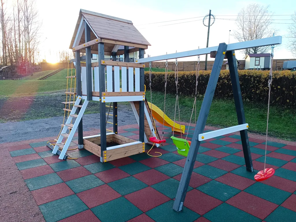 Уютный теплый дом с видом на озеро Passo 3