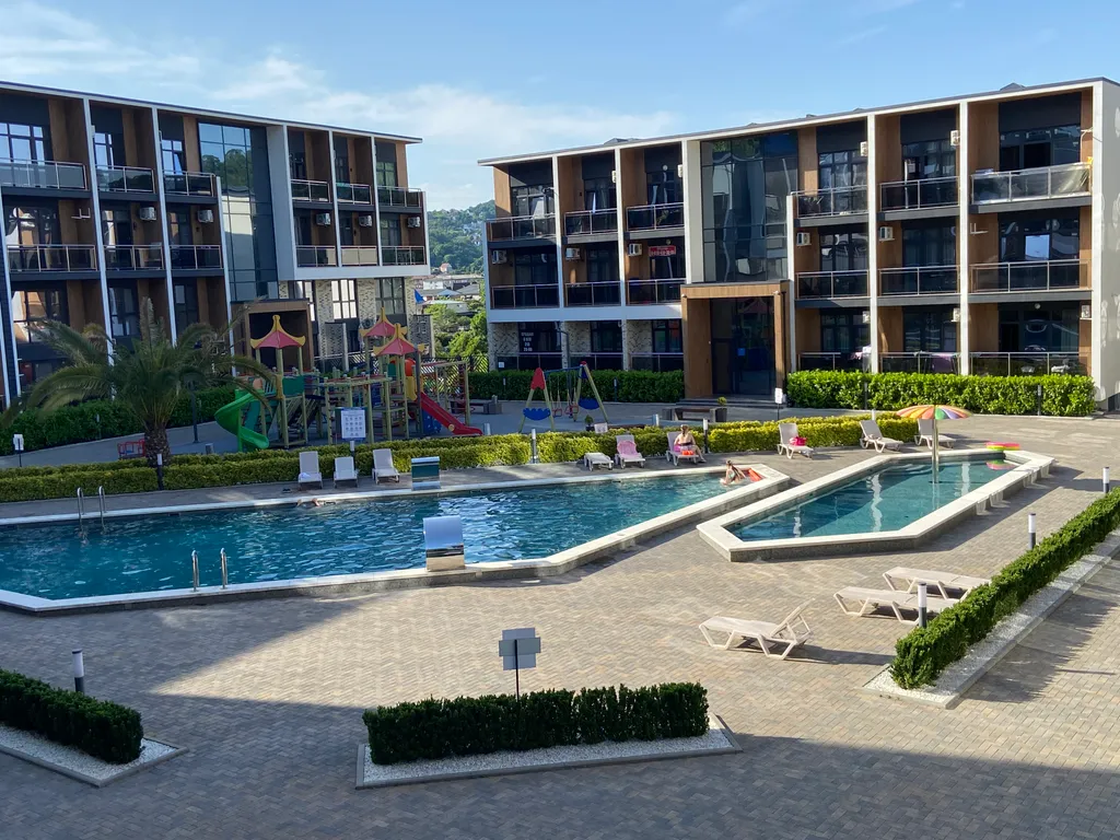 Студия с бассейном в ЖК Морской квартал