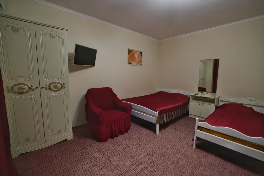 Квартира Квартира Четырехместный номер с доп. местом с балконом и видом на море — Лазаревское