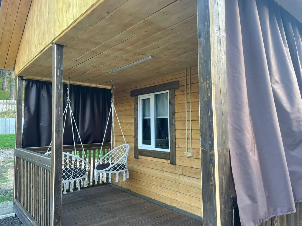 Коттедж Благоустроенный домик с видом на сосновый бор — аренда посуточно в Чемал