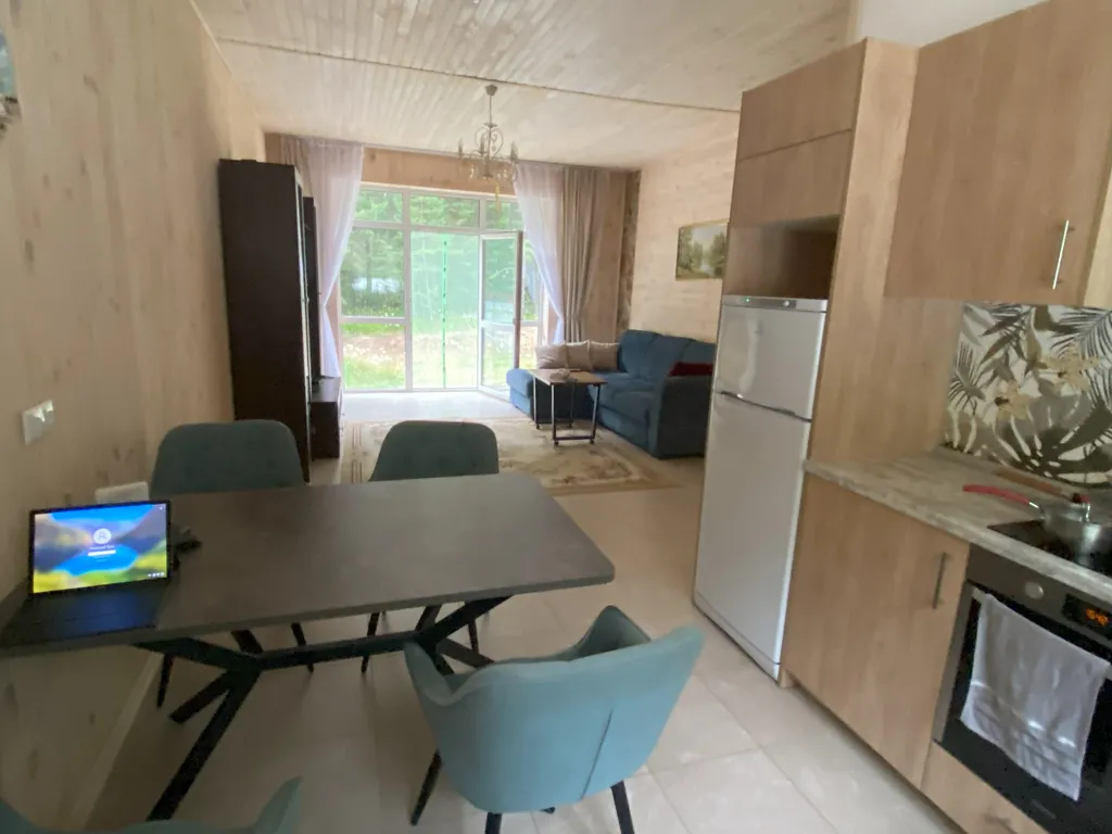 4-комнатный Дом