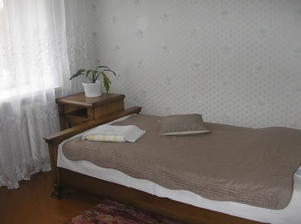 Трёхкомнатная квартира на набережной. Исторический центр Пинска