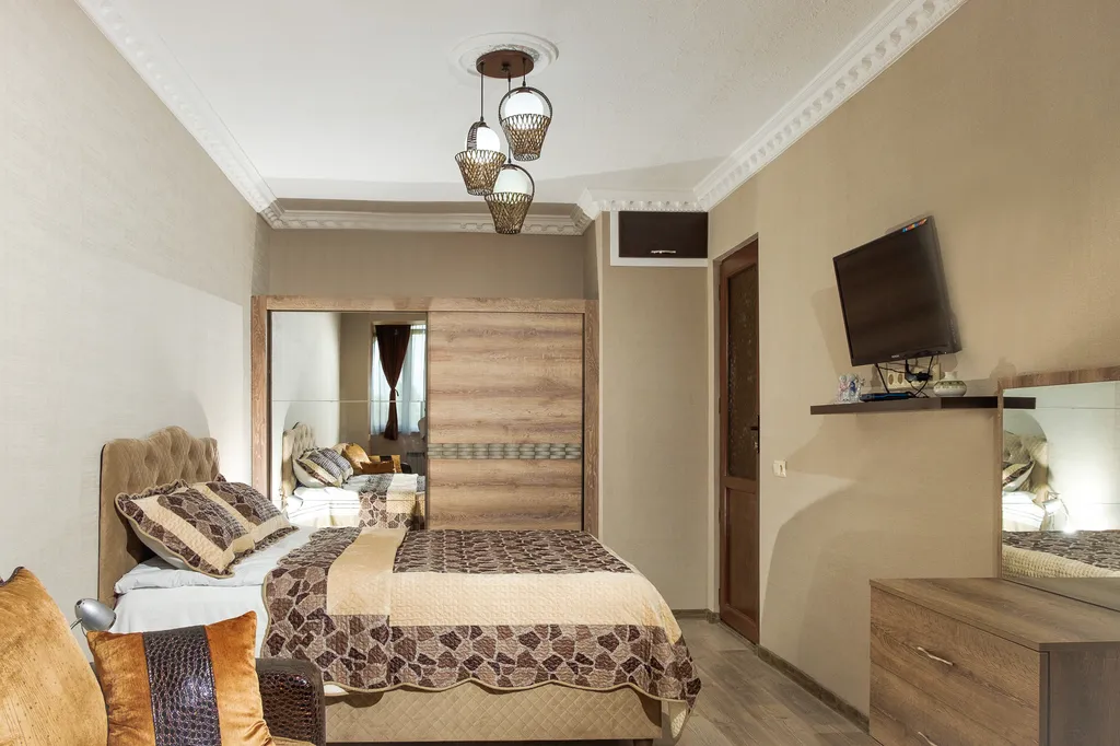 Уютная квартира в центре города с видом на море