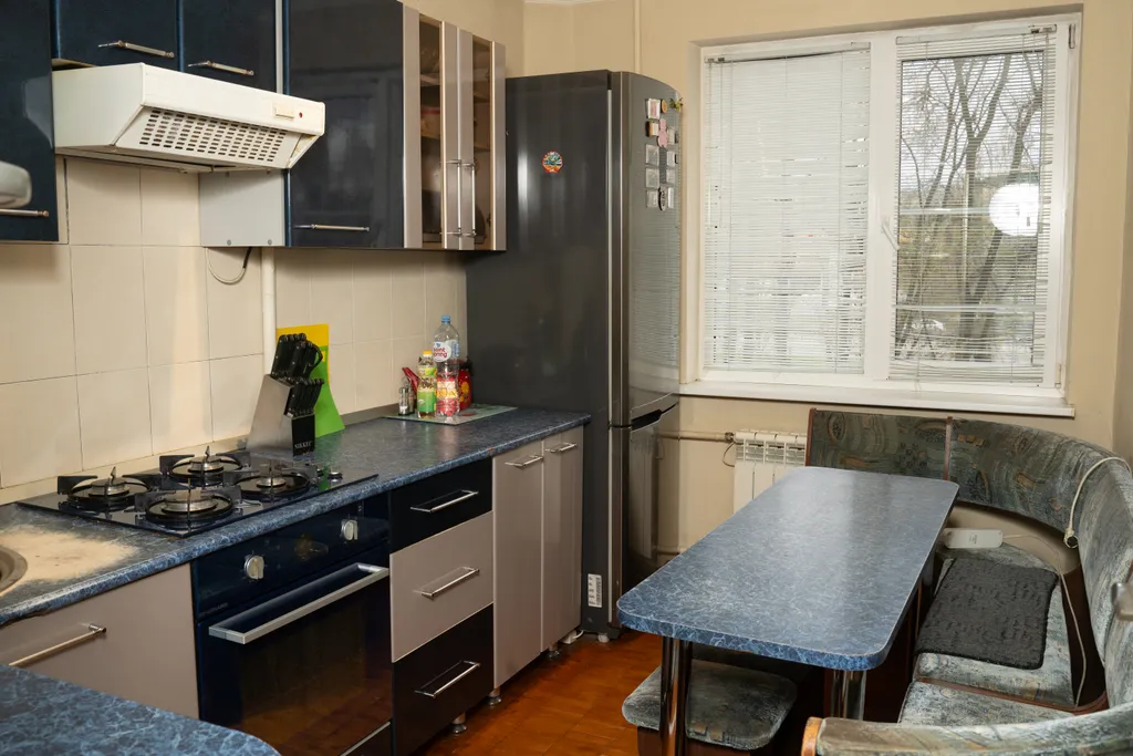 Уютная трехкомнатная квартира в Дзержинском районе