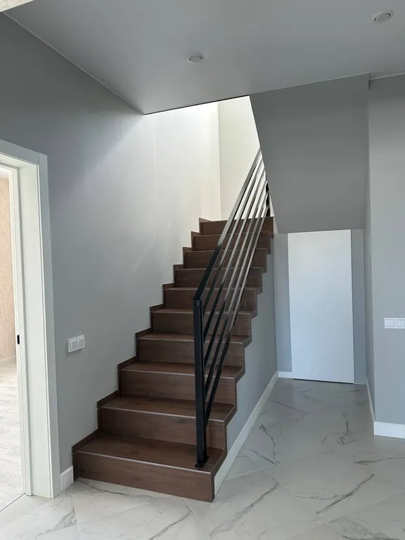 Новый, уютный дом