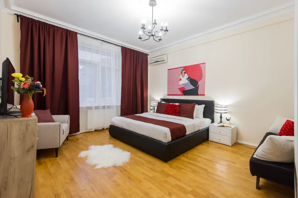 Шикарная пятикомнатная квартира у Кремля