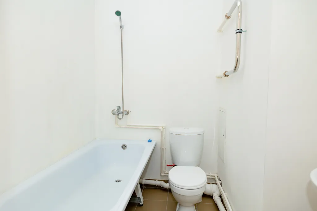 Апартаменты на набережной реки Иртыш